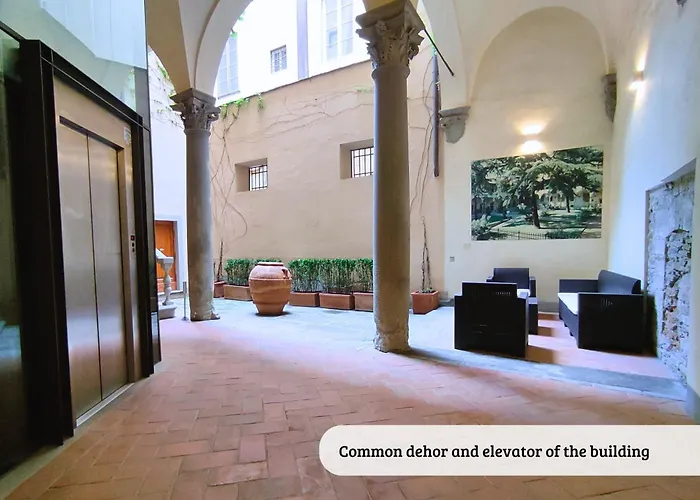Buonarroti Big Apartment With Terrace In Oltrarno
